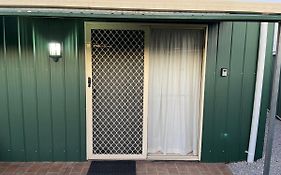 Comfortable And Well Equipped Studio Apartment In Mudgee - Rest Easy Mudgee Studio